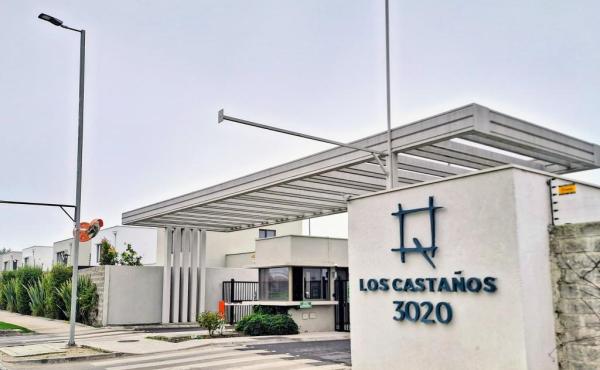 Se Vende Casa de 3D y 2B en Condominio Los Castaños de Buin