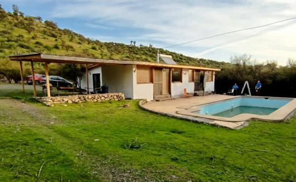 Oportunidad de venta de Parcela con 2 casas en Portada de Huelquen, Paine