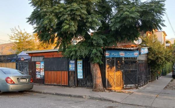 Venta de 2 Casas y Local Comercial en Lo Barnechea